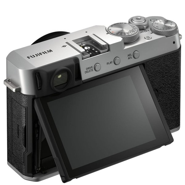 Vorbestellen: Fujifilm X-E4 Kit XF27mm F2.8 R WR Silber